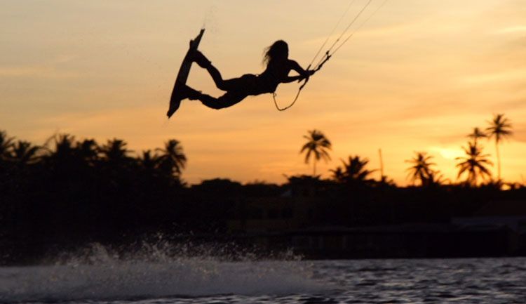 Кайтсерфинг дух ветра - кайт ру.jpg Кайтсерфинг дух ветра - кайт ру.jpg