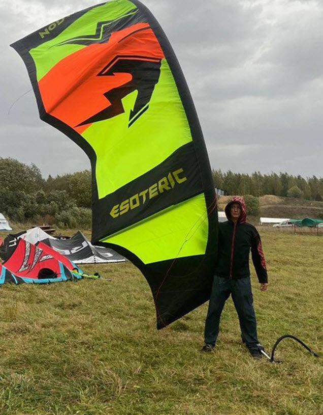 Тесты кайтов Esoteric на Плещеевом озере.  Владимир Бобылев