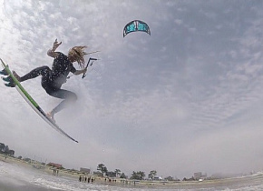 Patrick Rebstock сёрфит в Японии на кайте Slingshot Rally и серфборде Angry Swallow Patrick Rebstock сёрфит в Японии на кайте Slingshot Rally и серфборде Angry Swallow